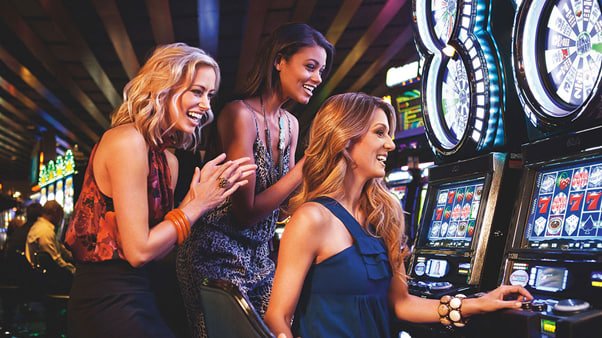 qqstarvegas mobile app installation screen flow on Android device